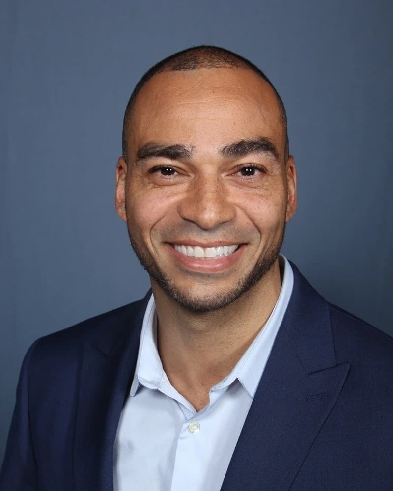 Dr. Gray Kueberuwa