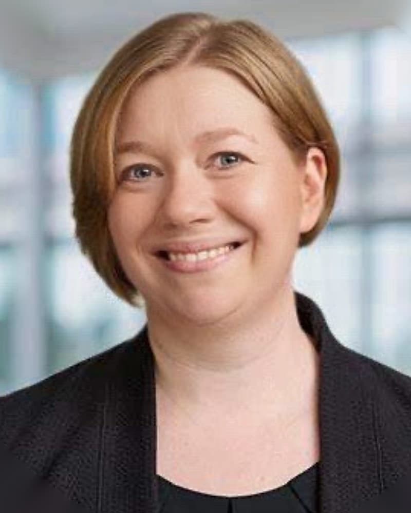 Dr. Lindsay Davies